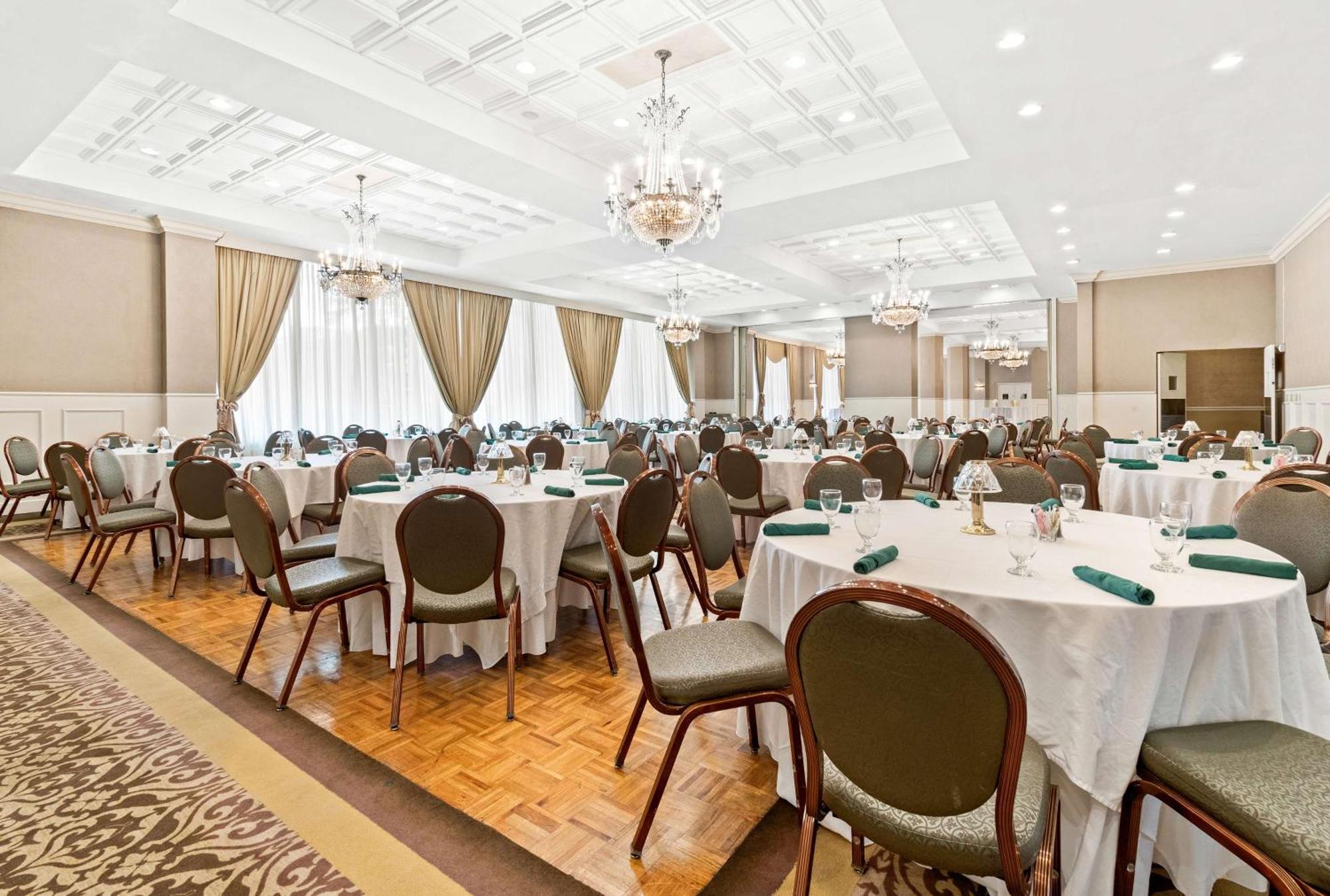 Genetti Hotel, Surestay Collection By Best Western Williamsport Buitenkant foto