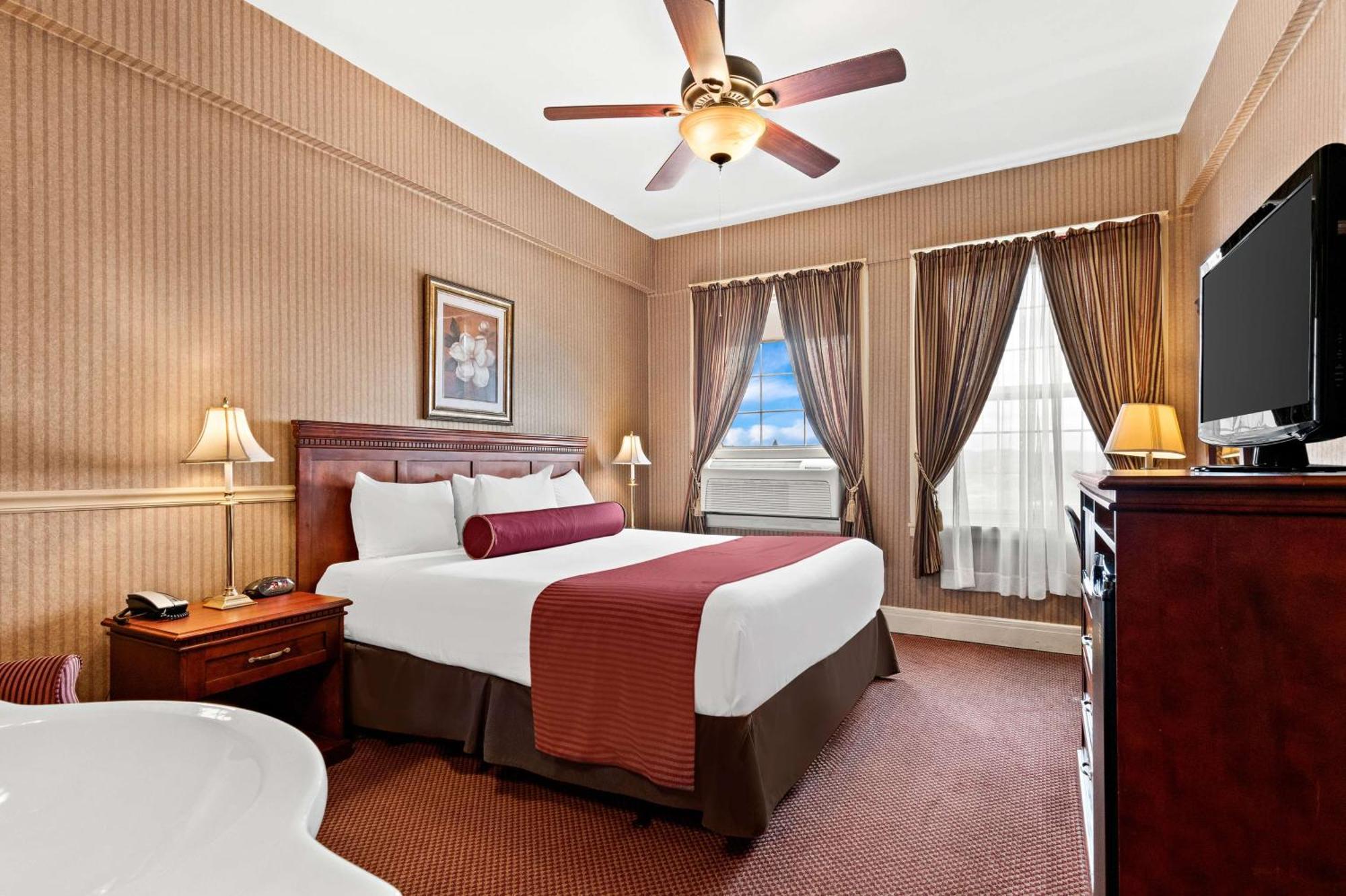 Genetti Hotel, Surestay Collection By Best Western Williamsport Buitenkant foto